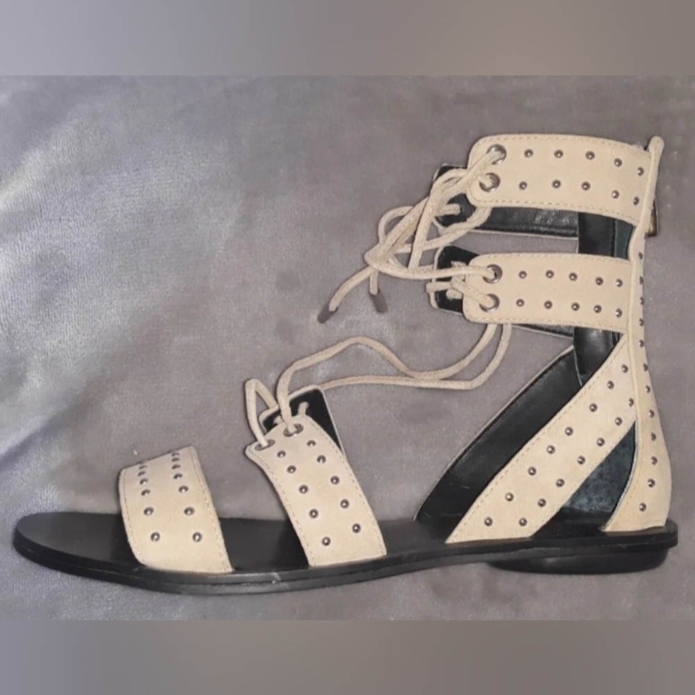 Kendall & Kylie gladiator sandals size 7